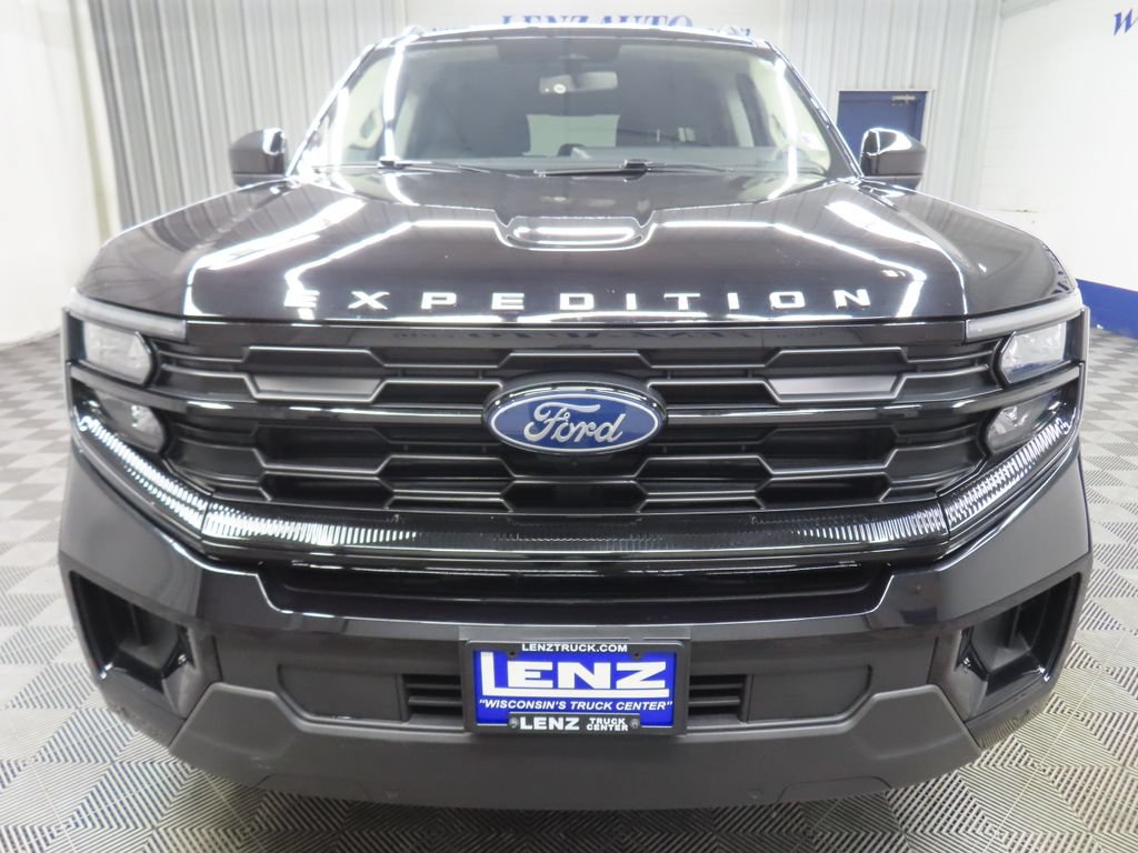 Used 2025 Ford Expedition Max Active AWD/4WD image 54