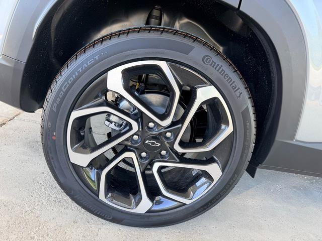New 2026 Chevrolet Trax RS w/ Driver Confidence Package FWD image 14