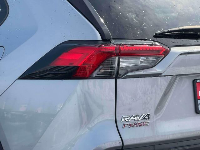 Used 2023 Toyota RAV4 SE w/ Weather & Moonroof Package image 9