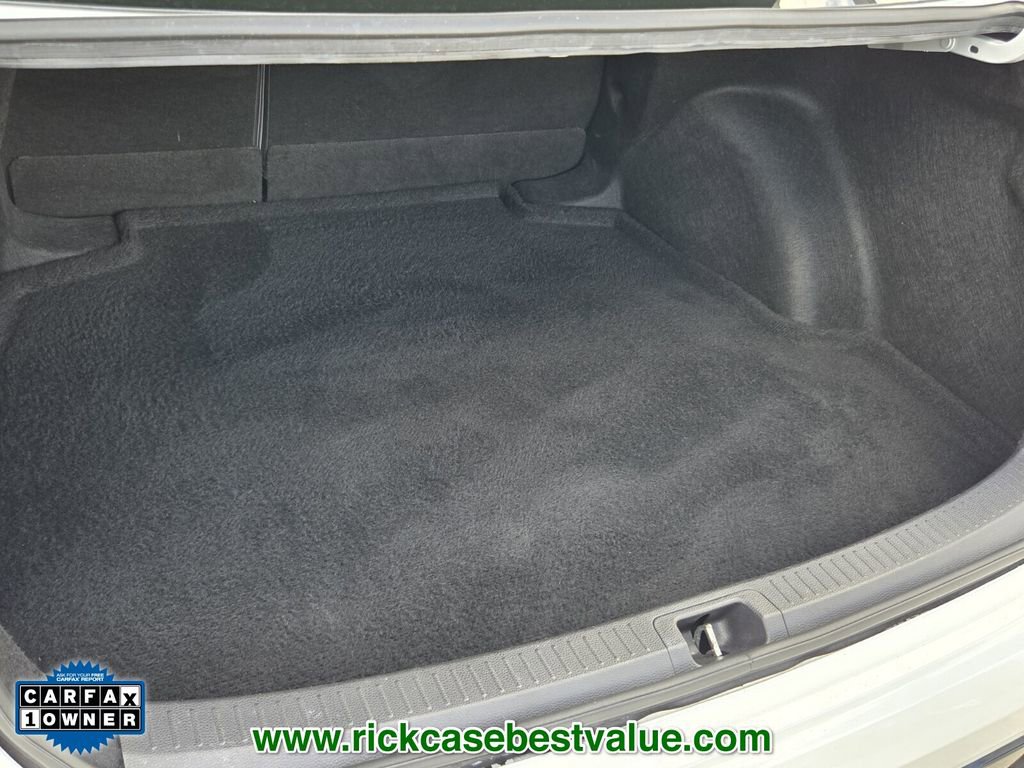 Used 2024 Toyota Corolla SE image 13