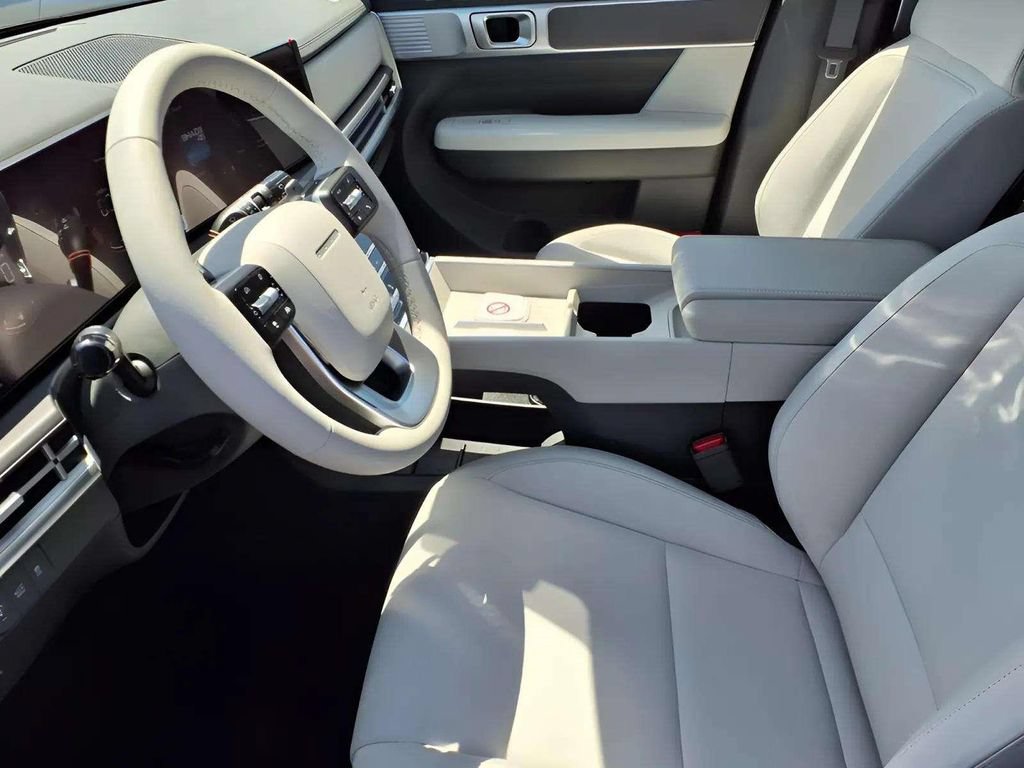 New 2026 Hyundai Santa Fe SE FWD image 11