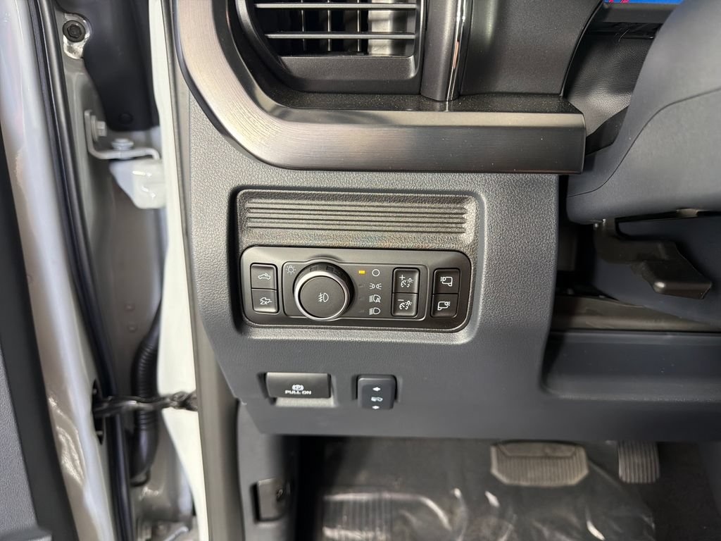 New 2026 Ford F350 Lariat w/ Lariat Premium Package AWD/4WD image 15