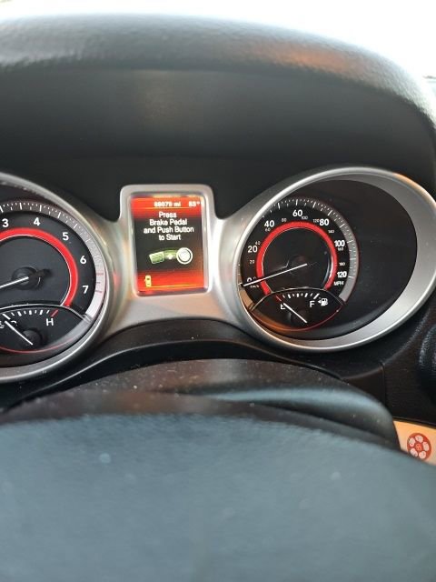 Used 2018 Dodge Journey SXT image 4