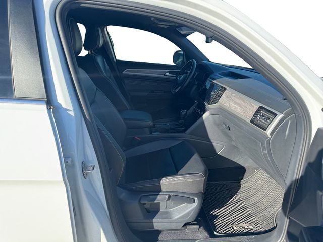 Used 2022 Volkswagen Atlas Cross Sport SE image 15