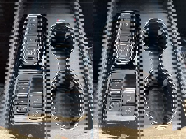 New 2025 Honda Pilot Sport image 38