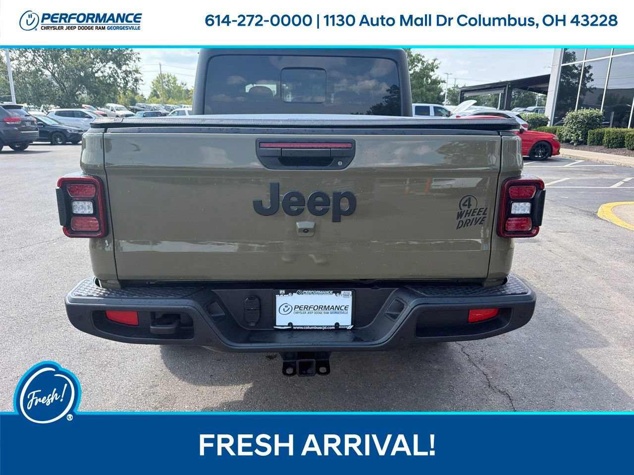Certified 2025 Jeep Gladiator Sport AWD/4WD image 9