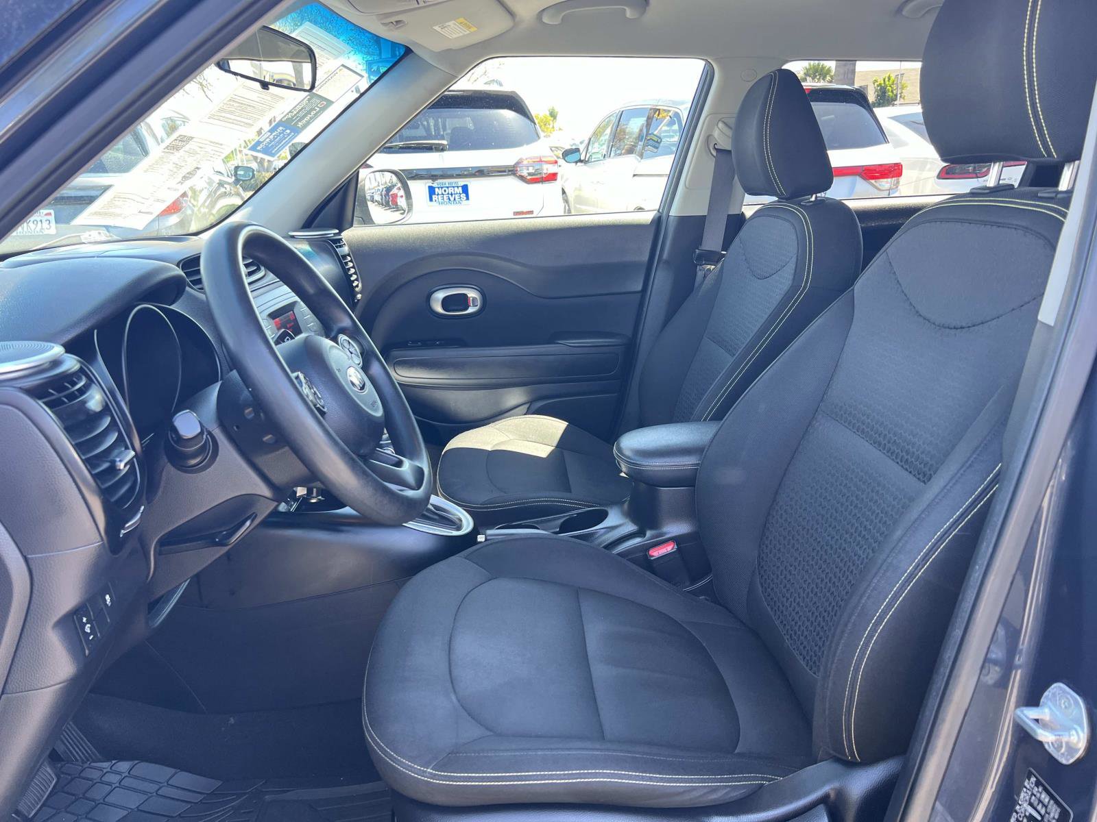 Used 2014 Kia Soul + image 16