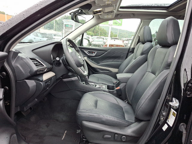Used 2023 Subaru Forester Limited AWD/4WD image 13