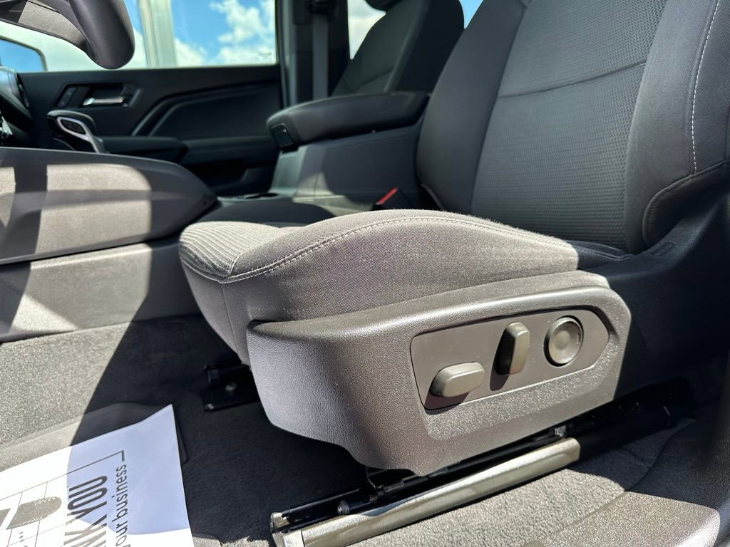 Used 2024 Chevrolet Colorado LT w/ LT Convenience Package II RWD image 28