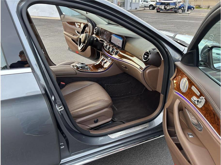 Used 2020 Mercedes-Benz E 450 4MATIC Sedan image 17