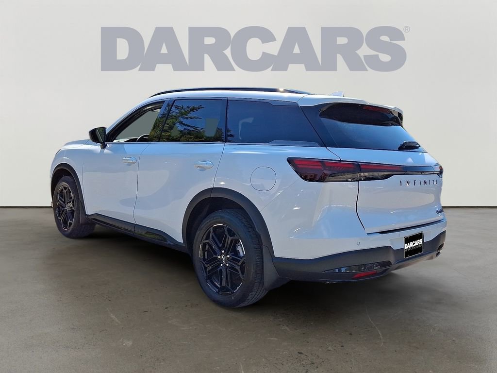 New 2026 INFINITI QX60 Luxe w/ Dark Cargo Package image 3