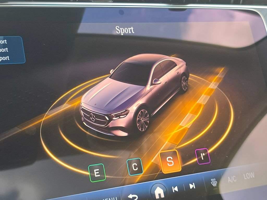 New 2027 Mercedes-Benz E 350 4MATIC Sedan image 34