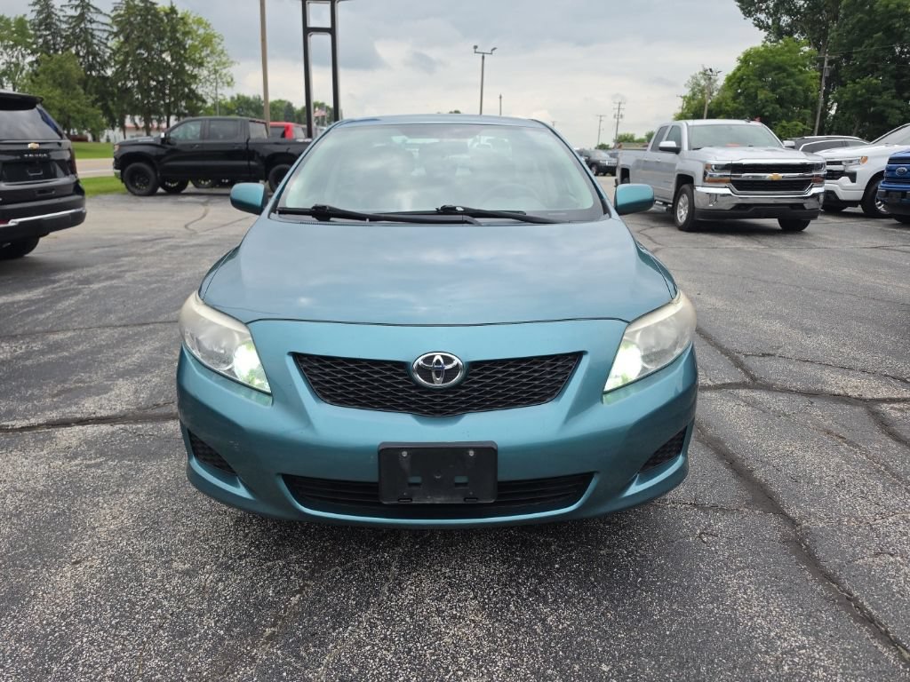 Used 2010 Toyota Corolla LE FWD image 2