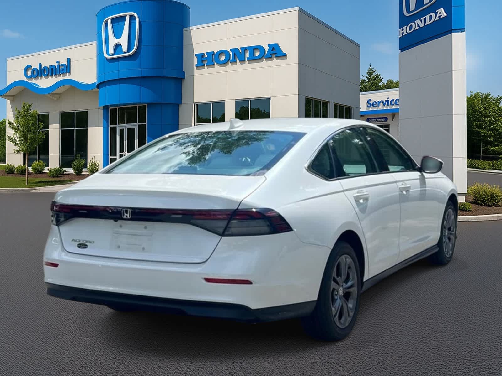 Used 2023 Honda Accord EX image 6