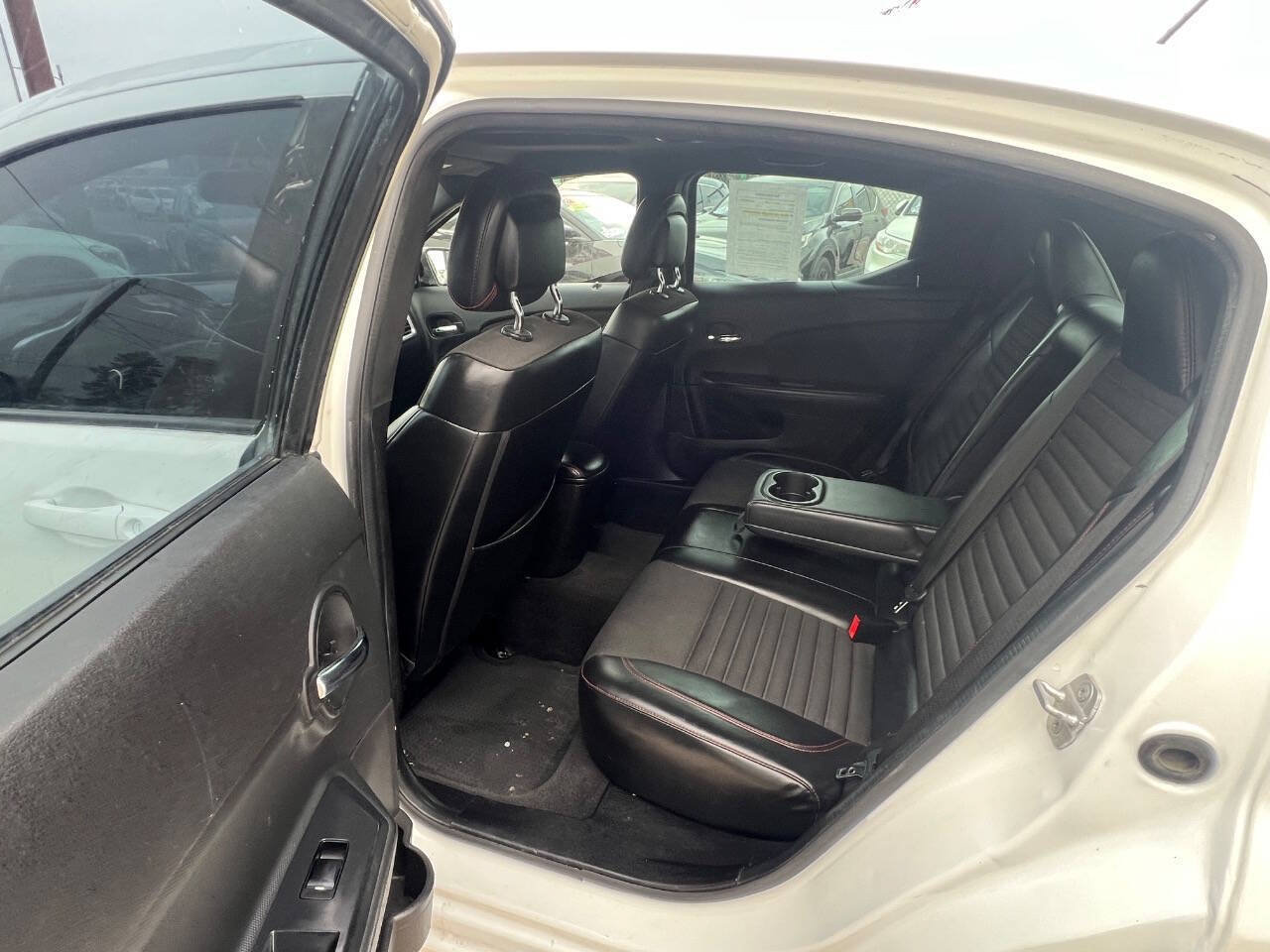 Used 2014 Dodge Avenger R/T w/ Sun/Sound Group FWD image 12