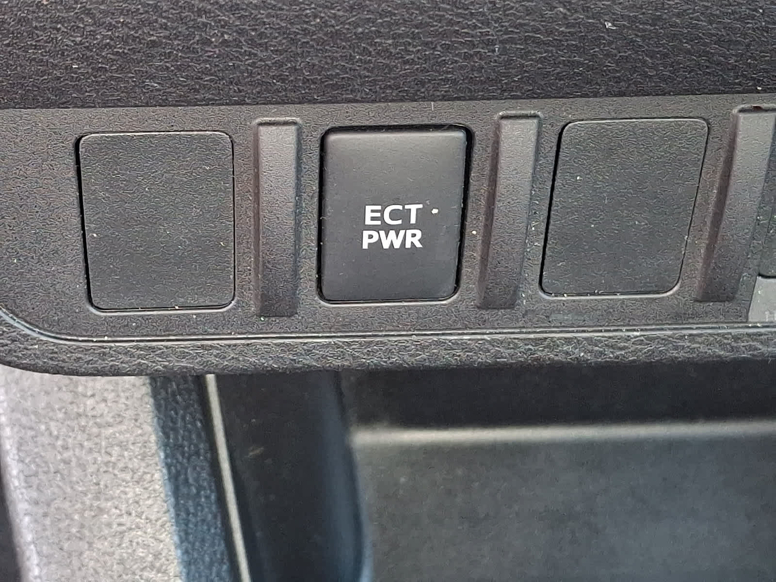 Certified 2022 Toyota Tacoma SR AWD/4WD image 25