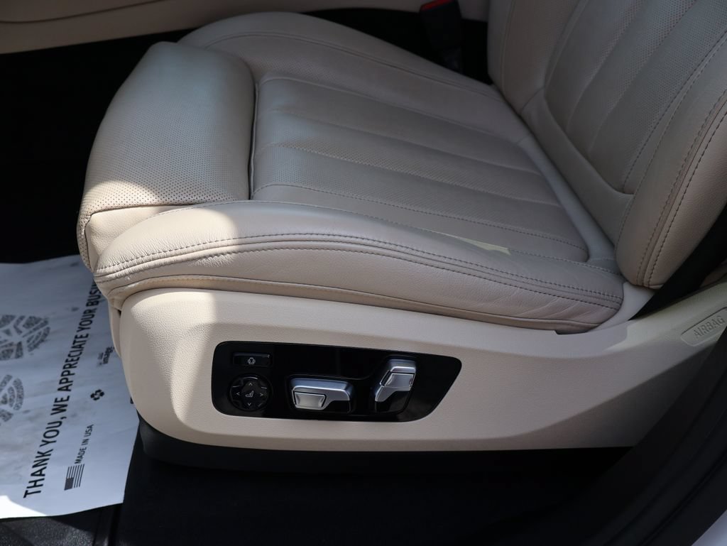 Used 2022 BMW X5 M50i w/ Executive Package AWD/4WD image 22