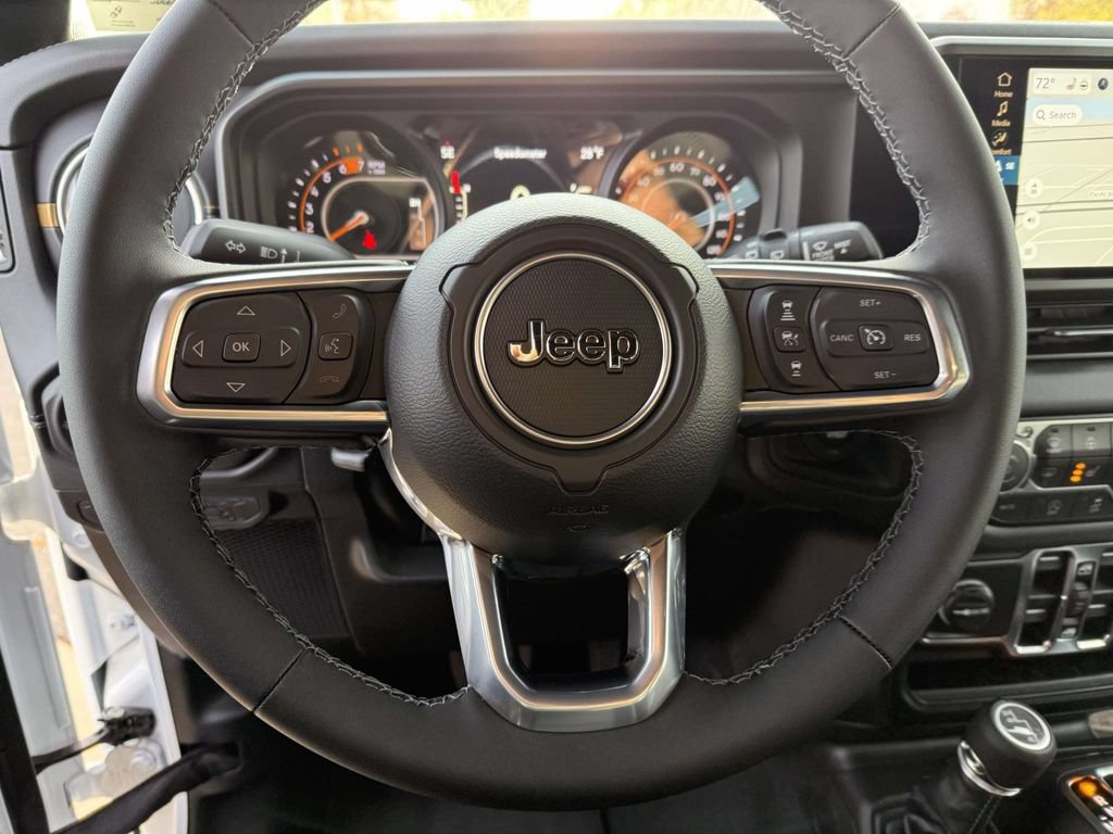 New 2026 Jeep Wrangler Unlimited Sahara AWD/4WD image 20