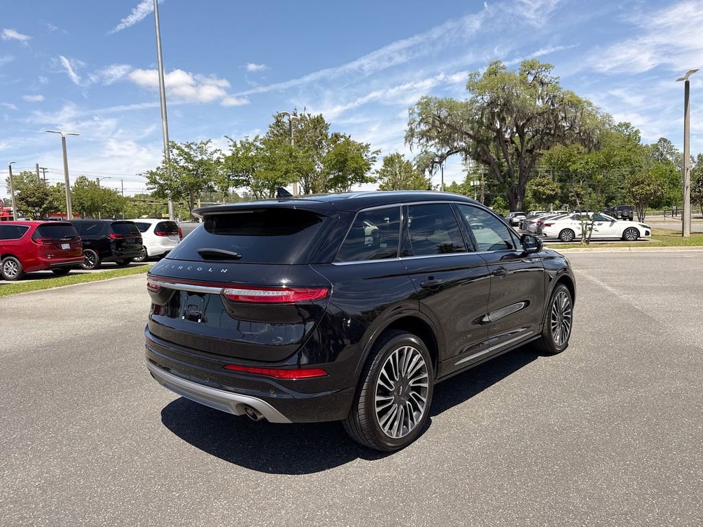 Used 2021 Lincoln Corsair Reserve w/ Sport Package image 3