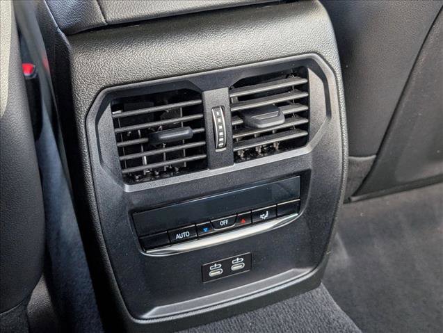 Used 2025 BMW 330i Sedan w/ Convenience Package image 18