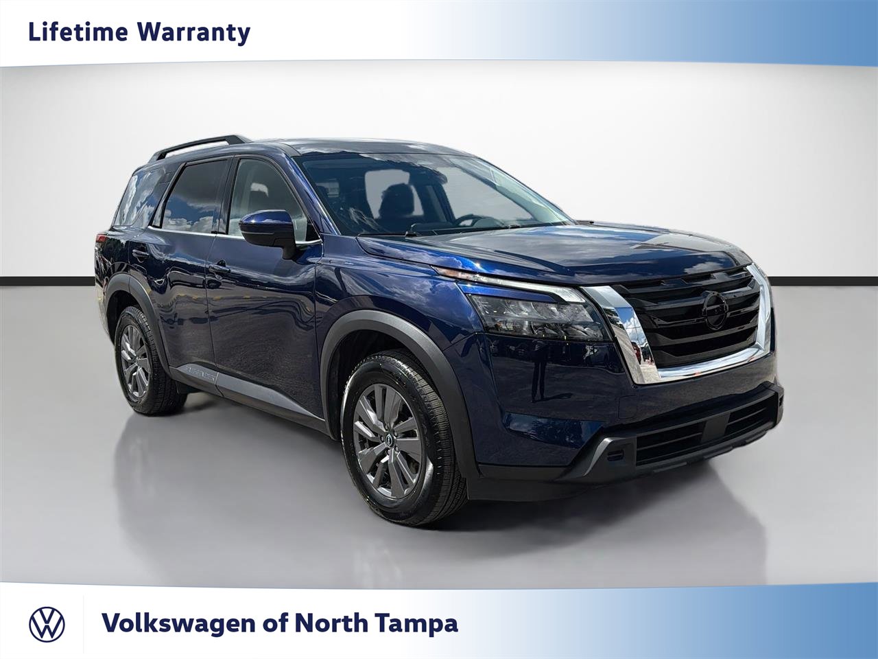 Used 2024 Nissan Pathfinder SV