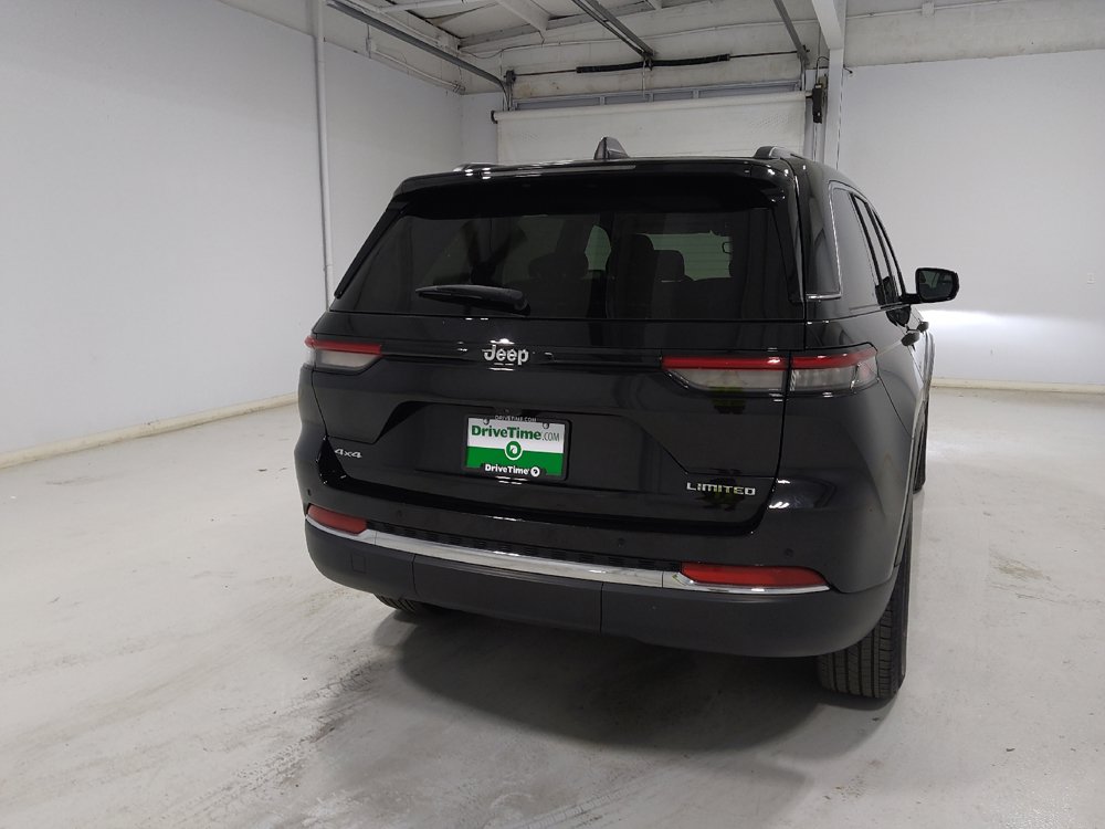 Used 2023 Jeep Grand Cherokee Limited w/ Trailer Tow Package AWD/4WD image 7