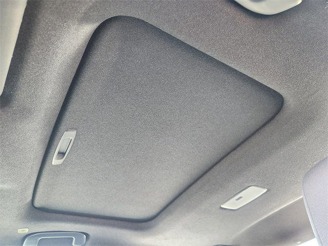 Used 2025 Toyota Corolla SE image 19