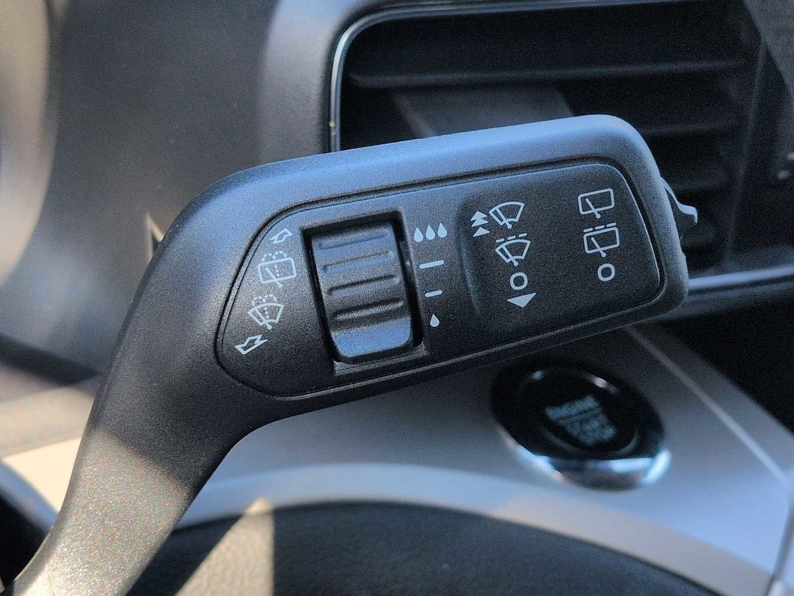 Used 2023 Ford Explorer XLT w/ Equipment Group 202A image 26