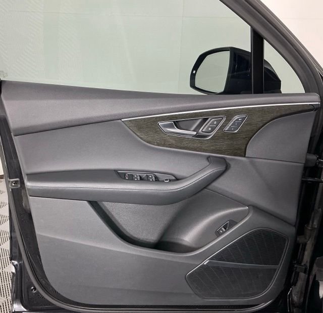 Used 2021 Audi Q7 3.0T Premium Plus AWD/4WD image 12