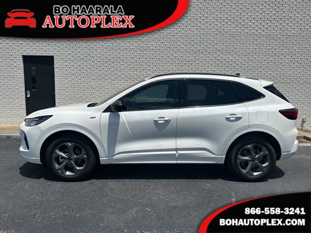 Used 2024 Ford Escape ST-Line w/ Tech Pack #1