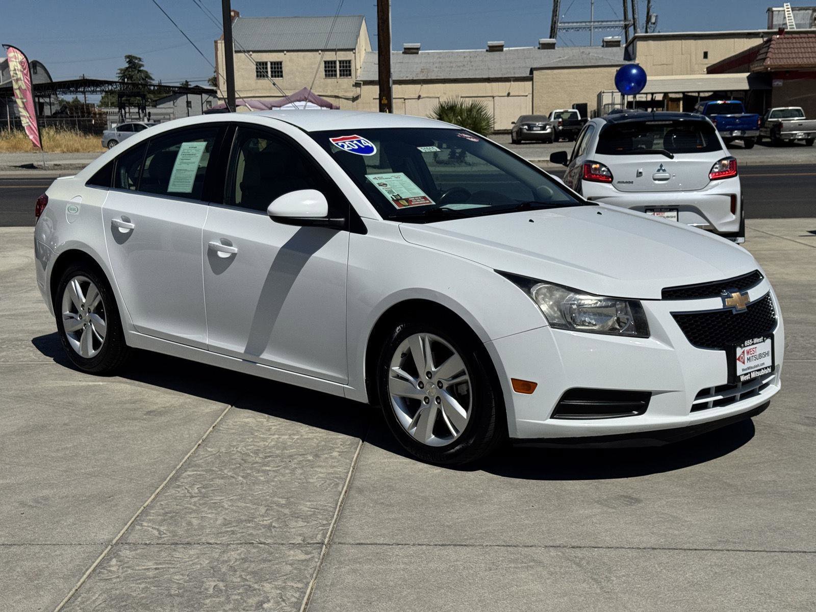 Used 2014 Chevrolet Cruze Diesel image 4