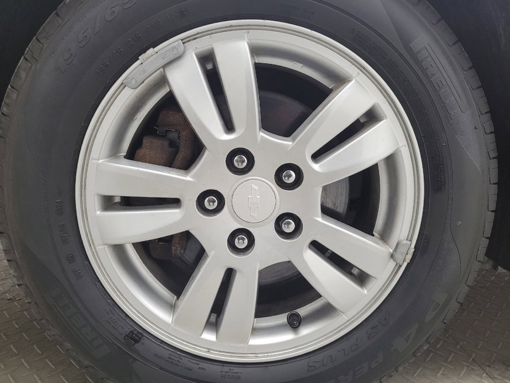 Used 2016 Chevrolet Sonic LT image 31