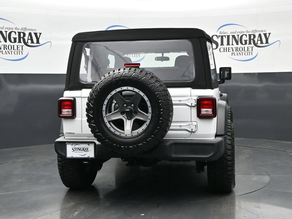 Used 2024 Jeep Wrangler Sport AWD/4WD image 6