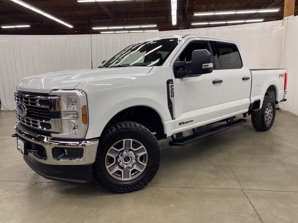 Used 2025 Ford F250 XLT w/ FX4 Off-Road Package AWD/4WD image 1