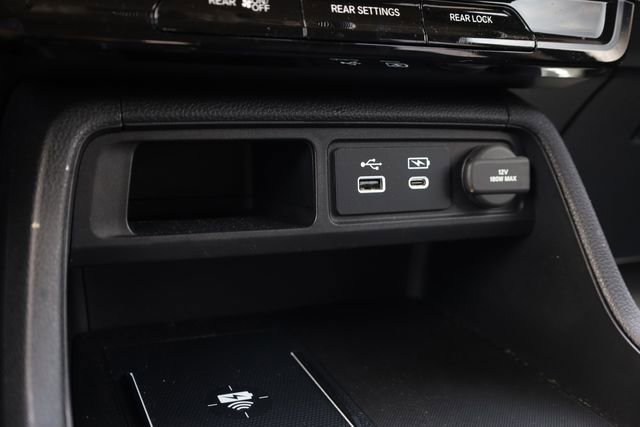 Used 2025 Honda Pilot EX-L image 24