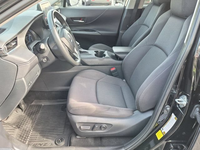 Certified 2024 Toyota Venza LE AWD/4WD image 9