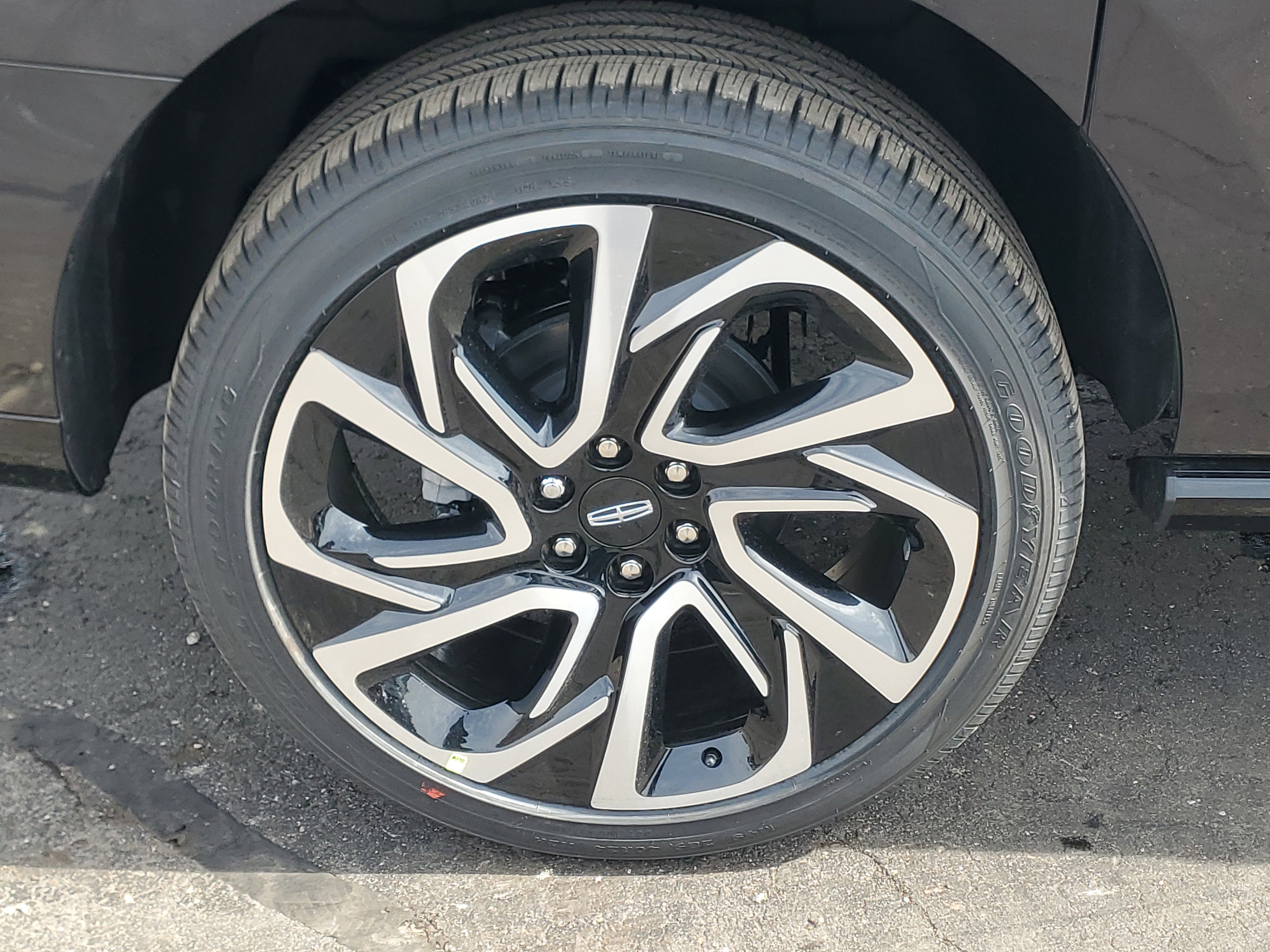 New 2026 Lincoln Navigator L Black Label image 5