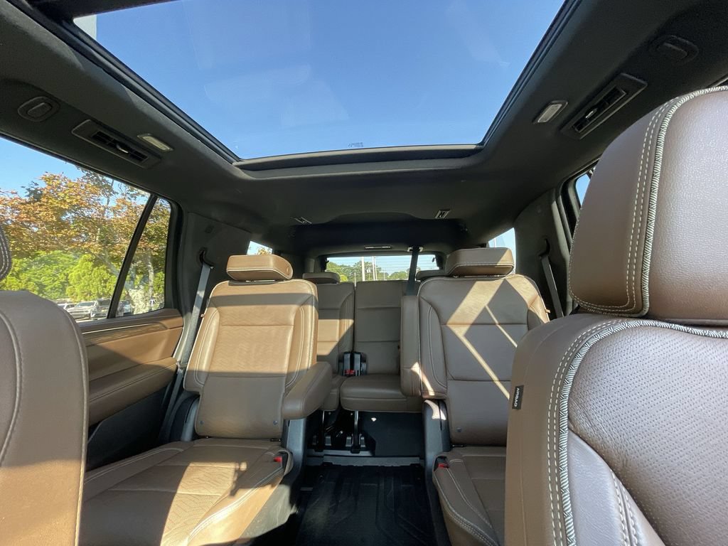 Certified 2023 Chevrolet Tahoe High Country w/ Premium Package 2 AWD/4WD image 21