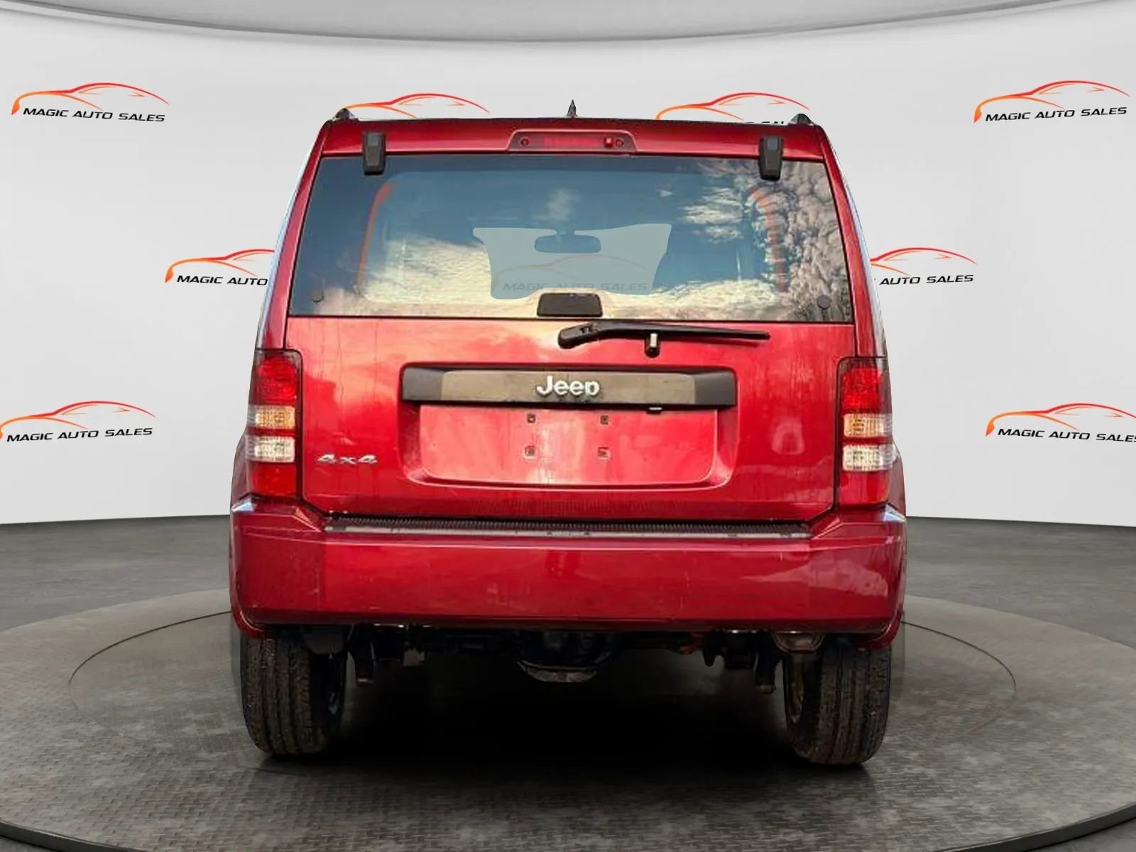 Used 2012 Jeep Liberty Sport w/ Driver Convenience Group image 8