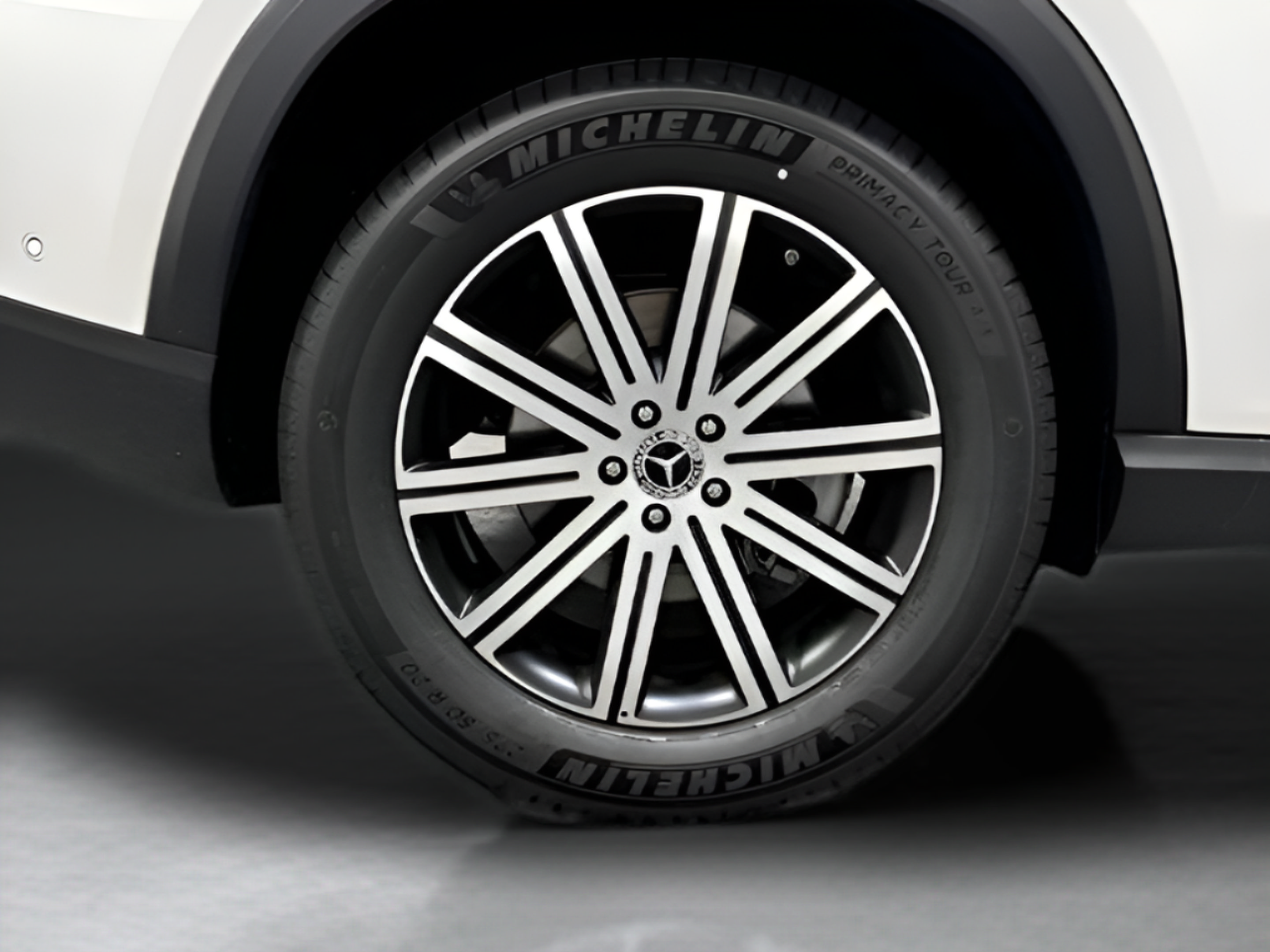 Certified 2025 Mercedes-Benz GLE 450 4MATIC image 39