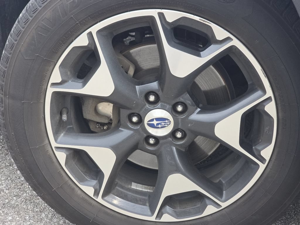 Used 2018 Subaru Crosstrek 2.0i Premium AWD/4WD image 8