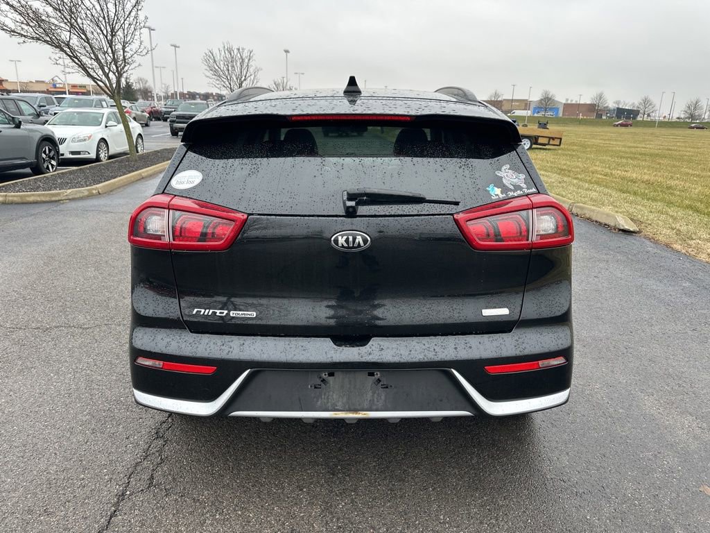 Used 2017 Kia Niro EX image 8