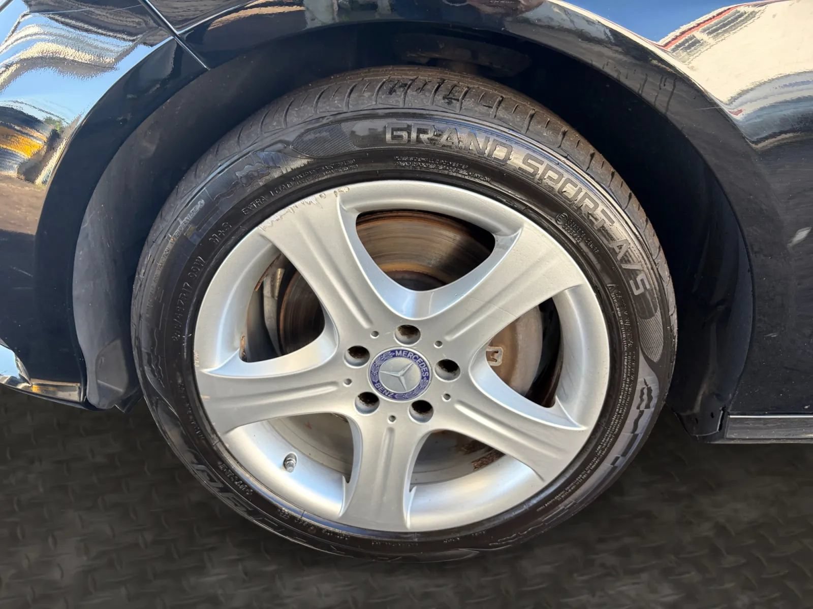 Used 2016 Mercedes-Benz E 350 4MATIC Sedan image 36