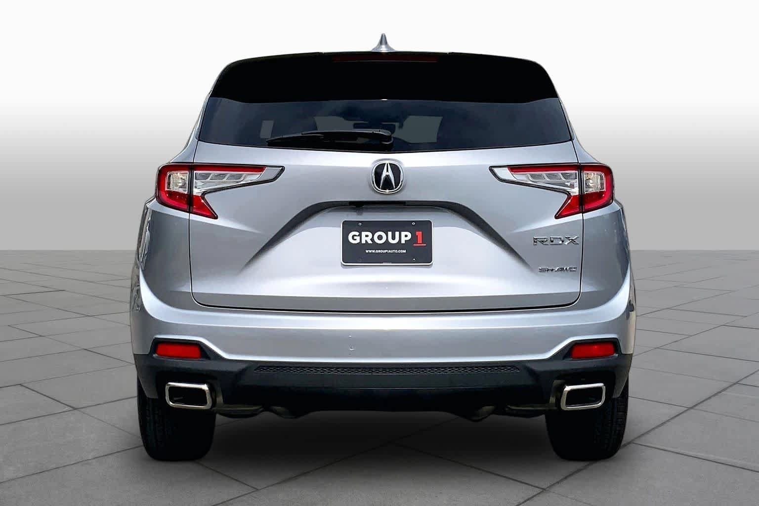Used 2024 Acura RDX SH-AWD image 5