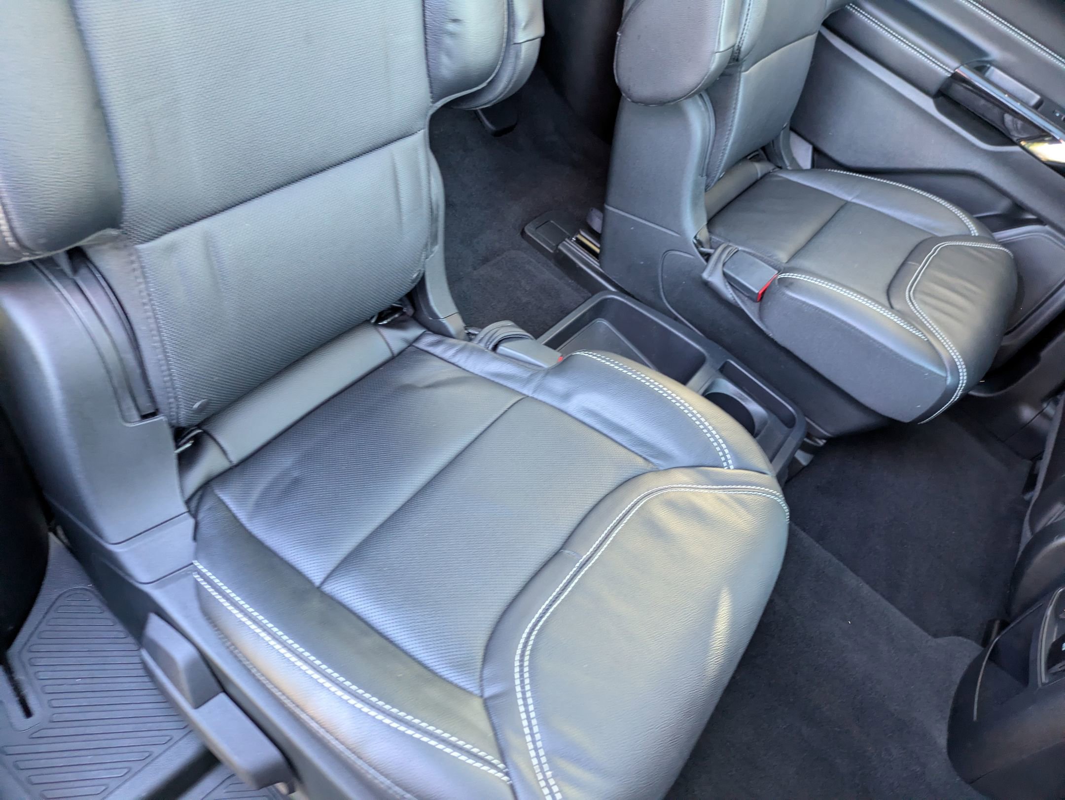 Used 2021 Ford Explorer ST w/ Equipment Group 401A AWD/4WD image 36