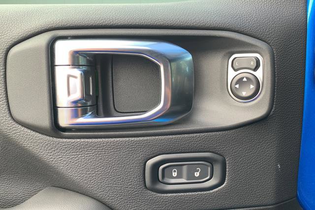 New 2025 Jeep Wrangler Unlimited Rubicon 392 image 16