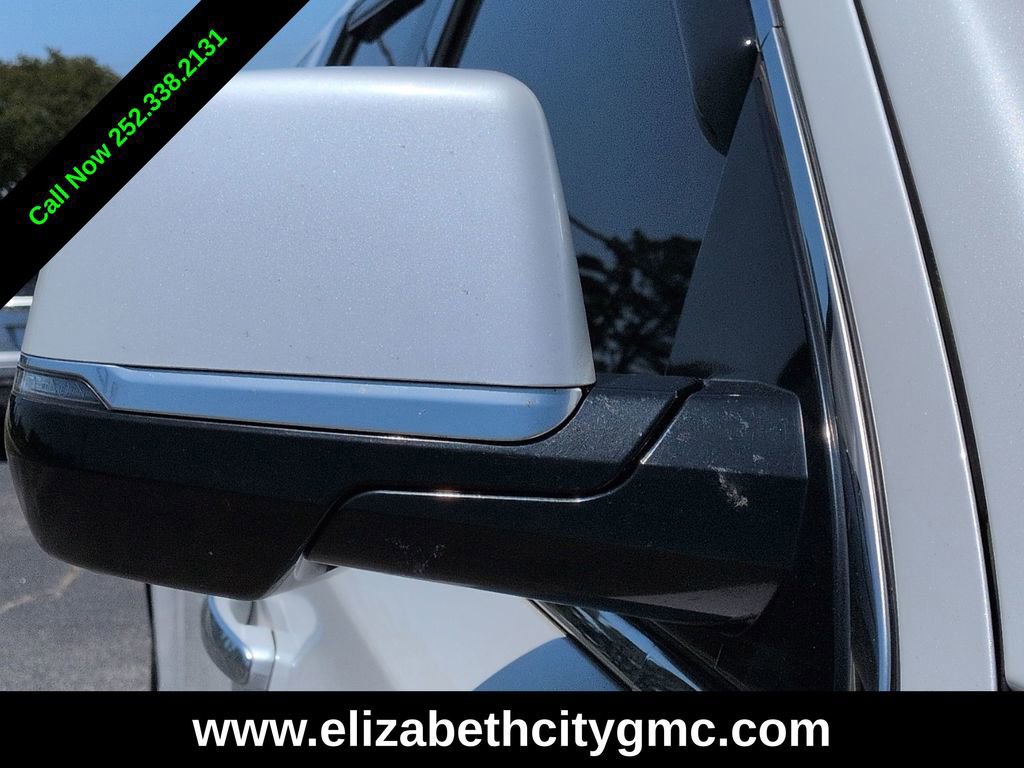 Used 2017 Cadillac Escalade ESV Luxury AWD/4WD image 11