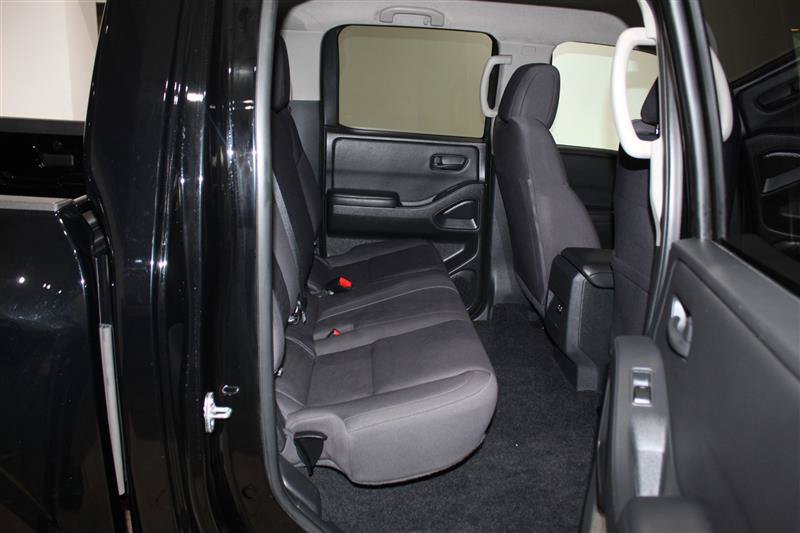 Used 2023 Nissan Frontier S AWD/4WD image 27