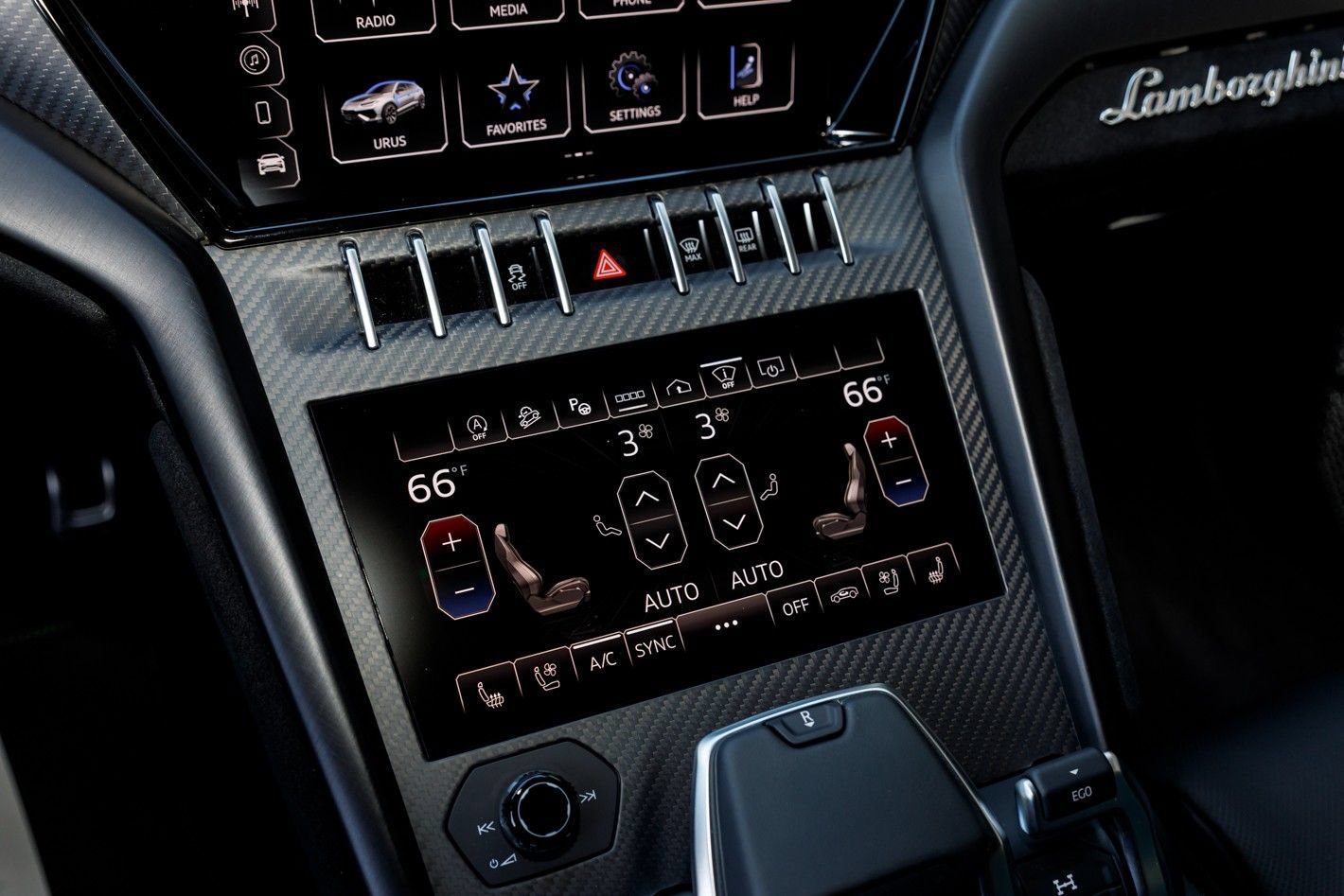 Used 2023 Lamborghini Urus Performante AWD/4WD image 50