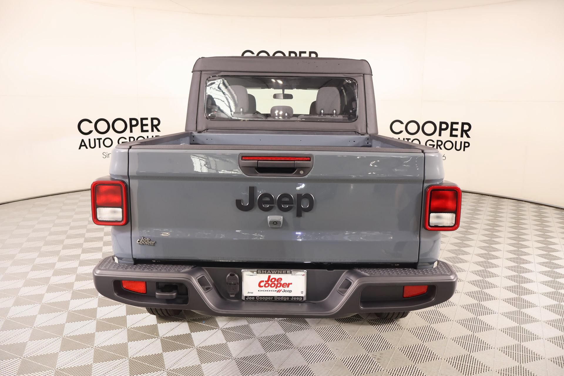 Used 2025 Jeep Gladiator Sport AWD/4WD image 20